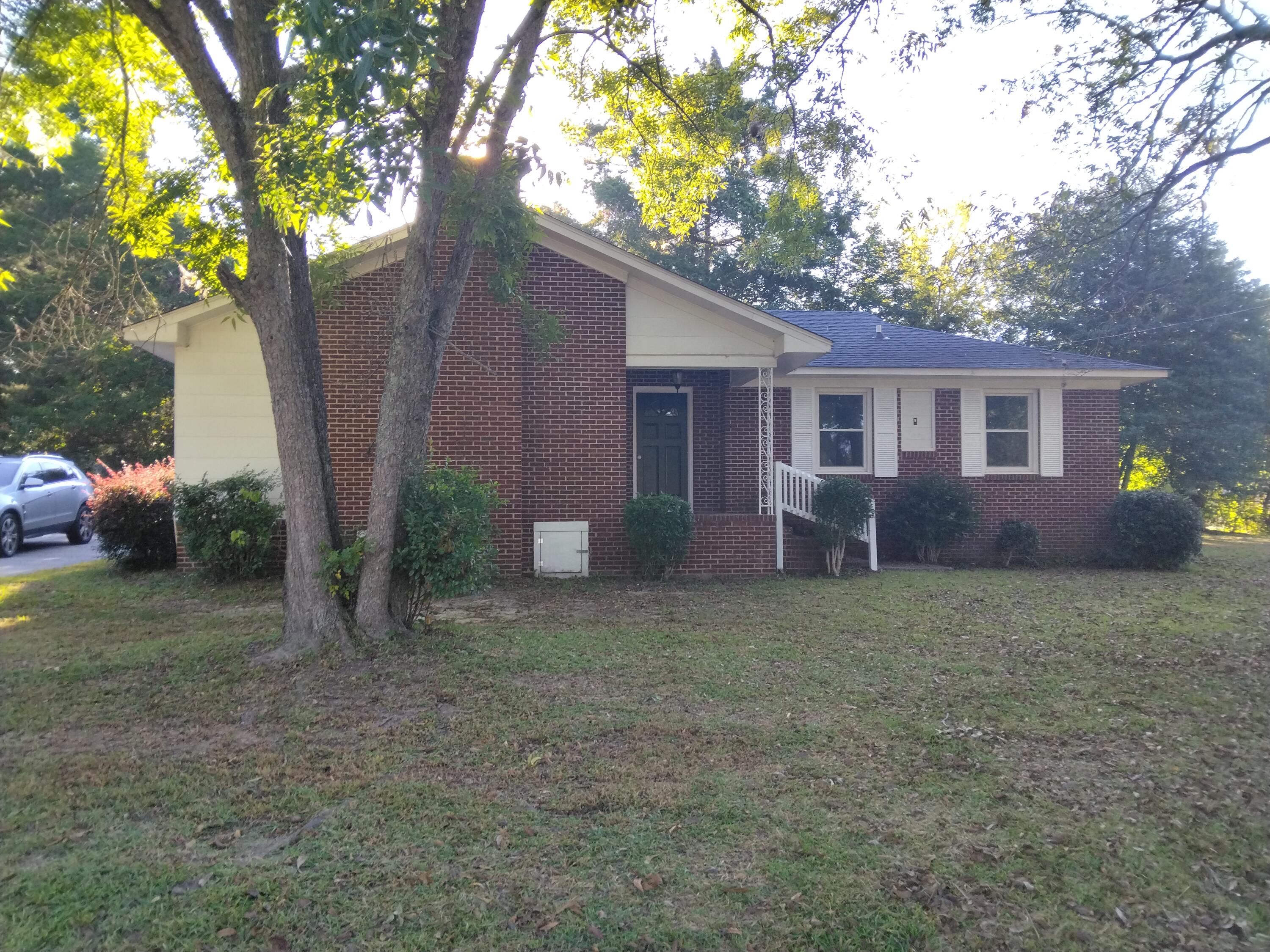 810 Earle Street Thomson, GA 30824 - Photo 8 of 35 1000001085