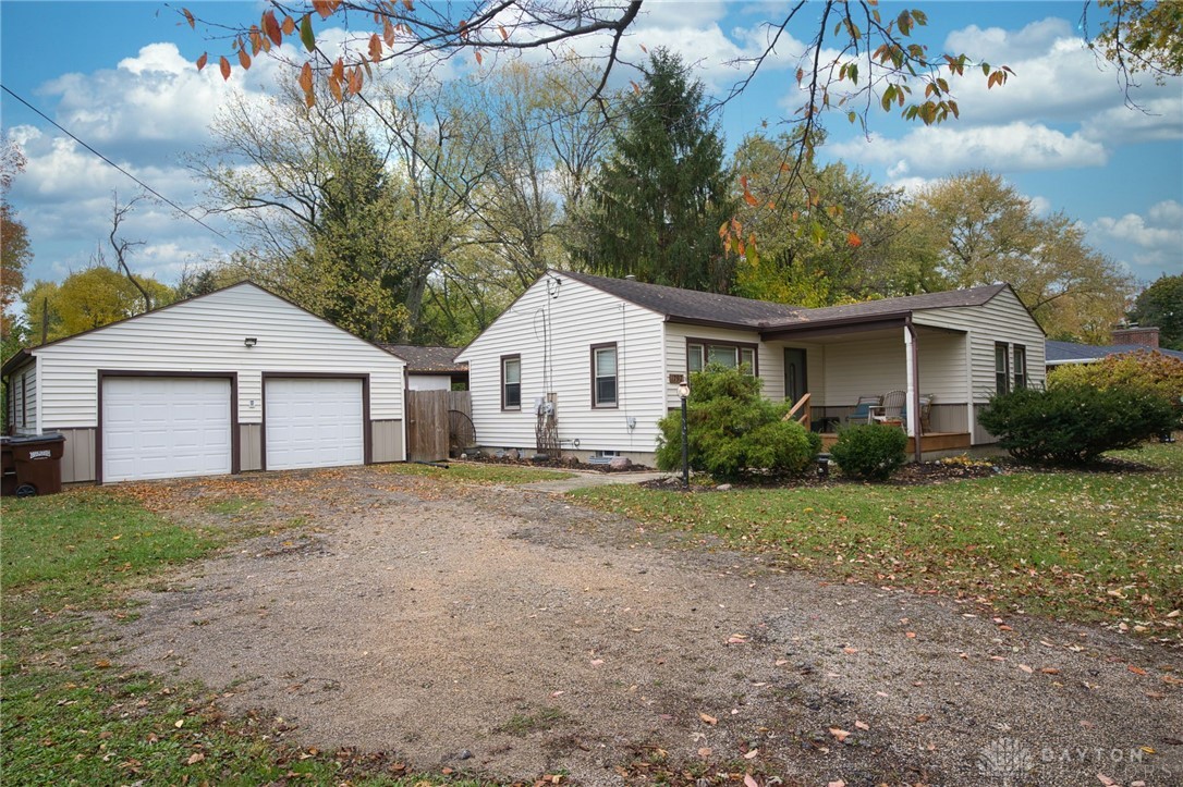 1797 Hanes Road Beavercreek, OH 45432 - Photo 1 of 37