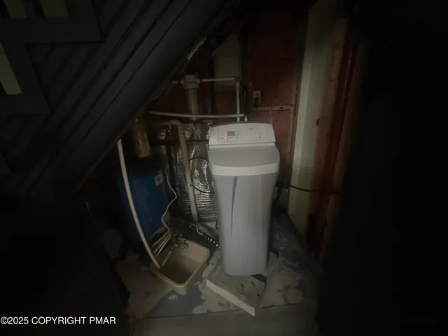 $529,000 | 1156 Boulder Road, Blakeslee, PA 18610