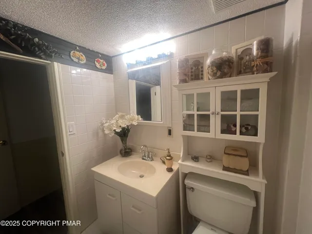 $529,000 | 1156 Boulder Road, Blakeslee, PA 18610