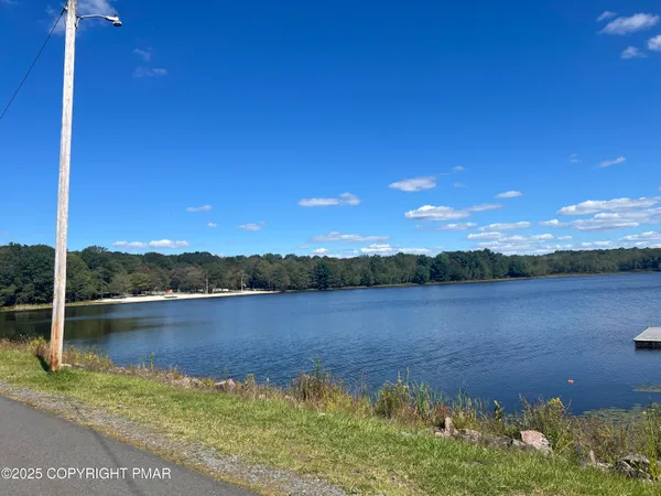 $519,000 | 1156 Boulder Road, Blakeslee, PA 18610