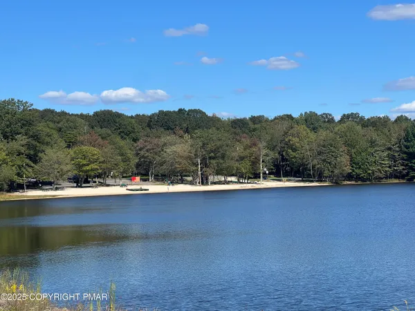 $519,000 | 1156 Boulder Road, Blakeslee, PA 18610