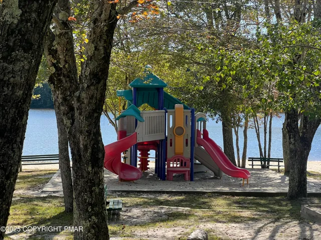 $529,000 | 1156 Boulder Road, Blakeslee, PA 18610