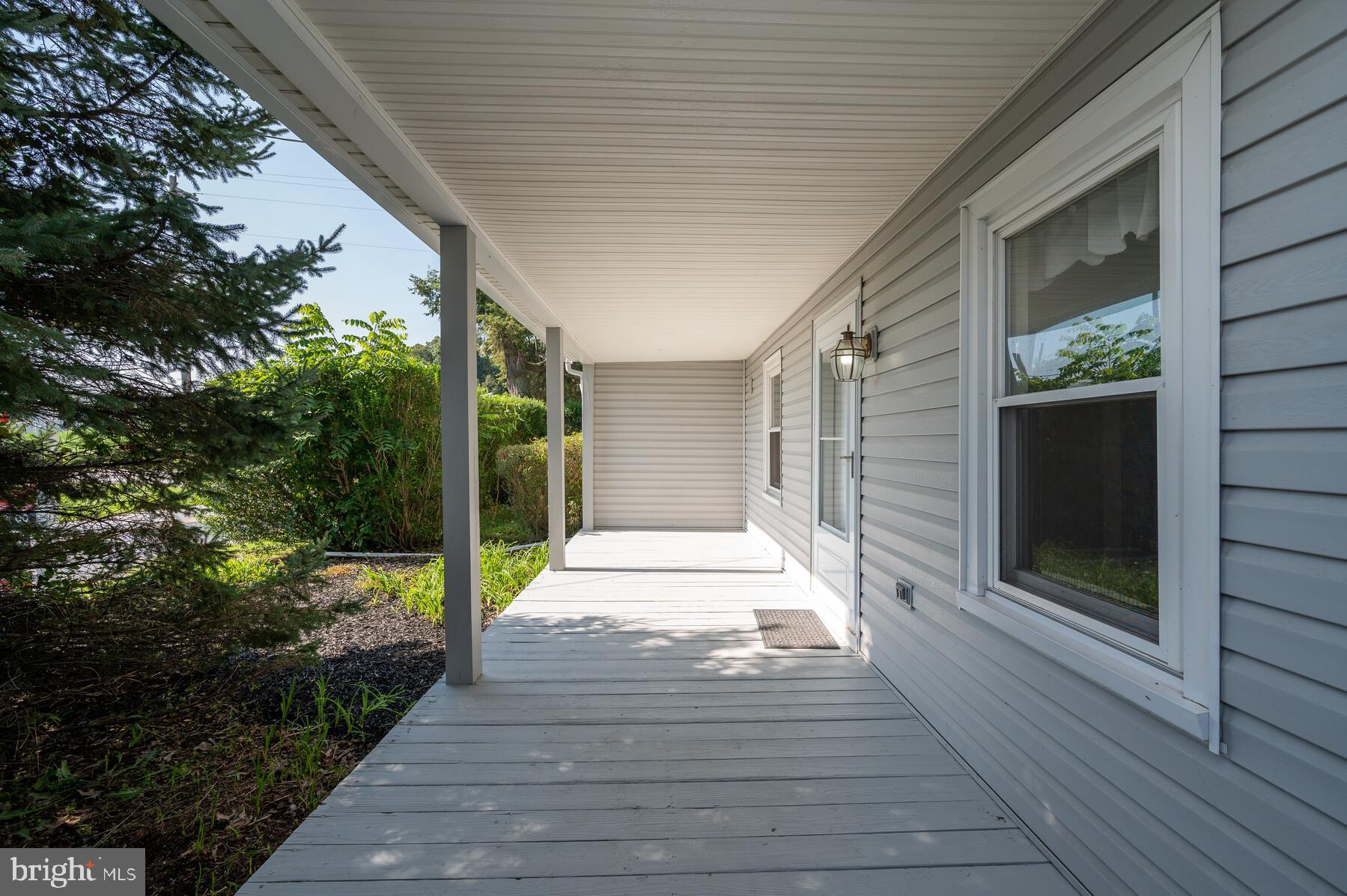 3700 Bullfrog Road Taneytown, MD 21787 - Photo 4 of 42 Relaxing covered porches