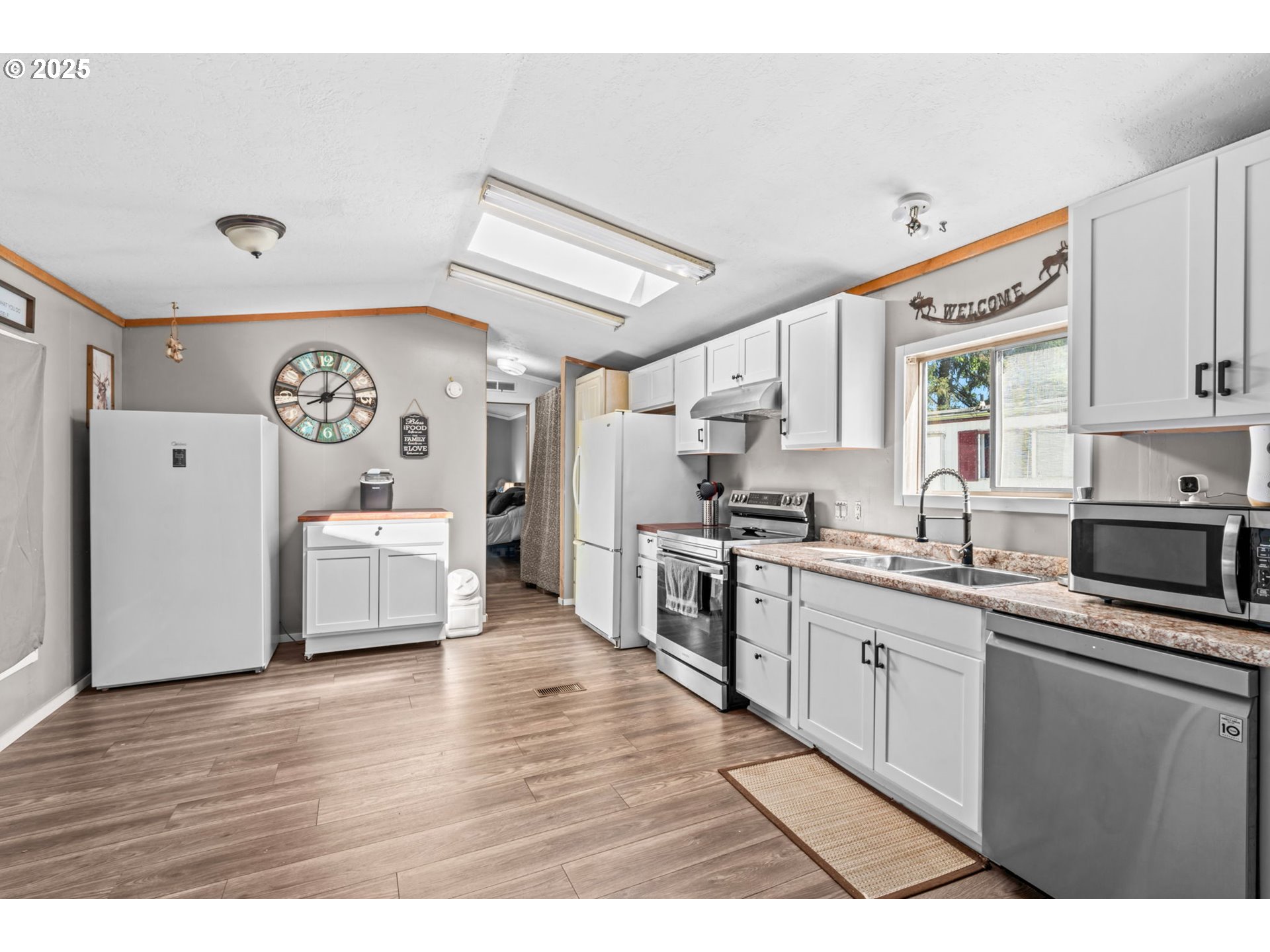 2145 31st Street, Unit 31 Springfield, OR 97477 - Photo 4 of 14