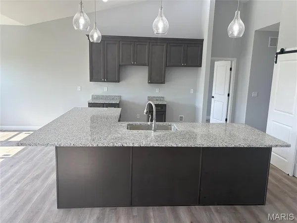 $449,900 | 359 Sleeping Indian Drive, Freeburg, IL 62243