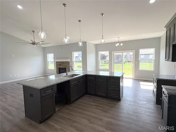 $449,900 | 359 Sleeping Indian Drive, Freeburg, IL 62243