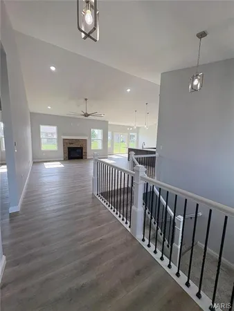 $449,900 | 359 Sleeping Indian Drive, Freeburg, IL 62243