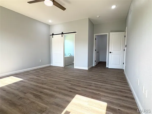 $449,900 | 359 Sleeping Indian Drive, Freeburg, IL 62243