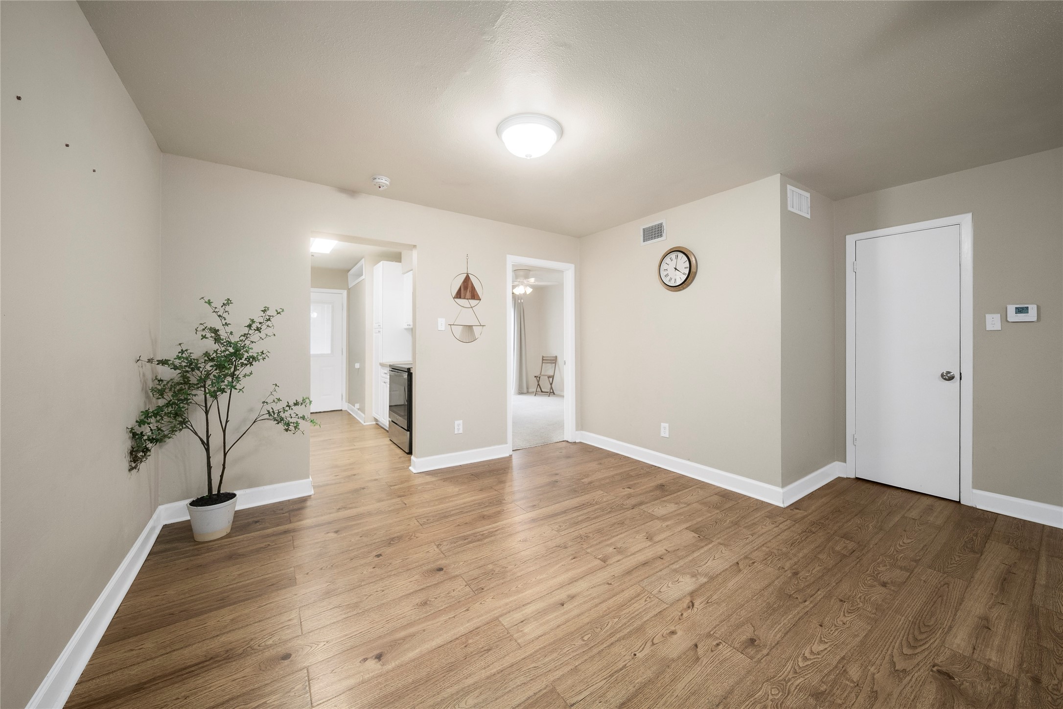 515 Tallowood Road, Unit 60 Houston, TX 77024 - Photo 15 of 29 Gallery Image 15