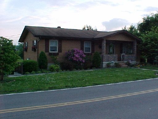 321 Apple Valley Road Sevierville, TN 37862 - Photo 1 of 1 Primary Photo