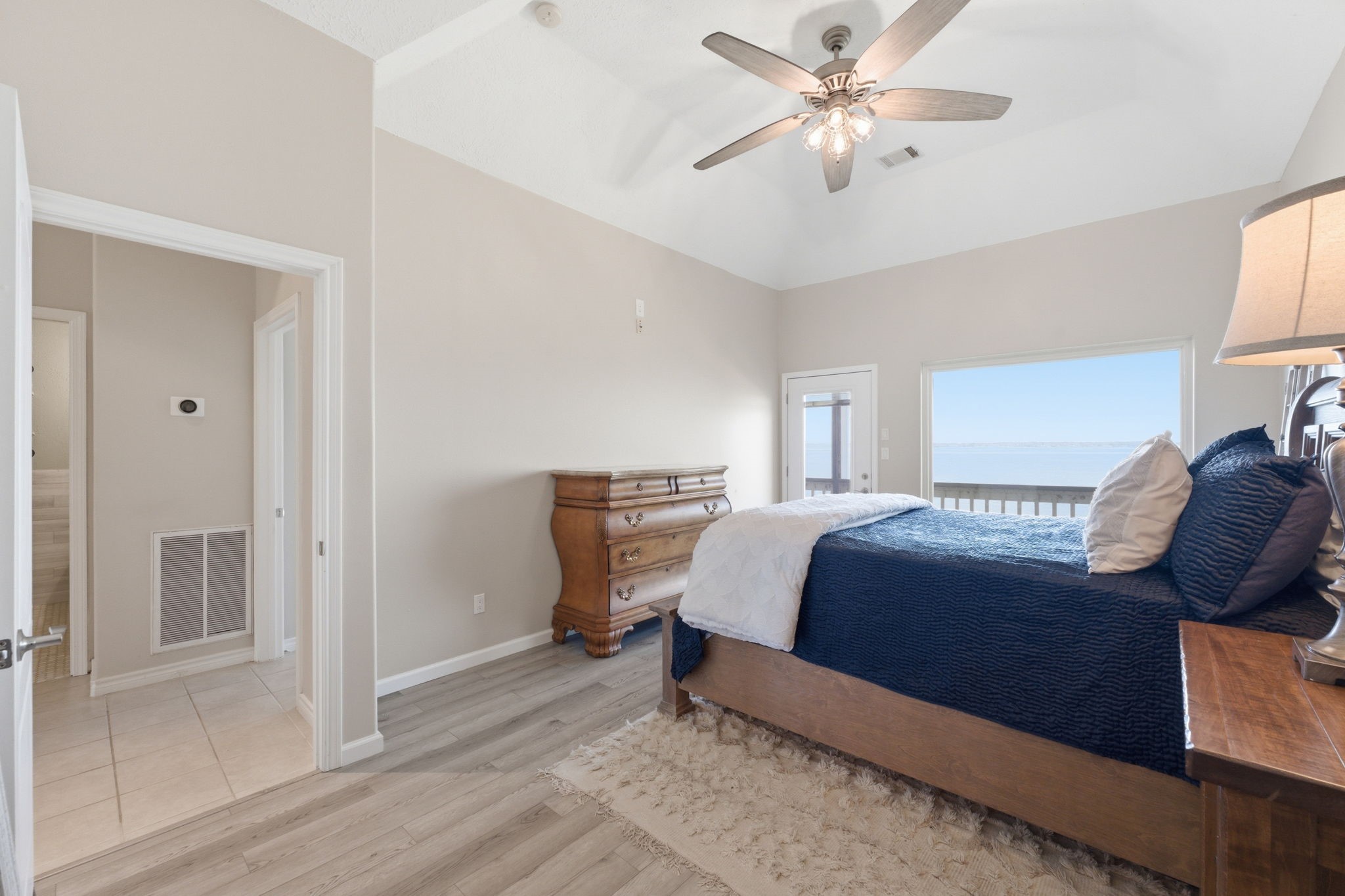 2 Regency Point Conroe, TX 77356 - Photo 16 of 44