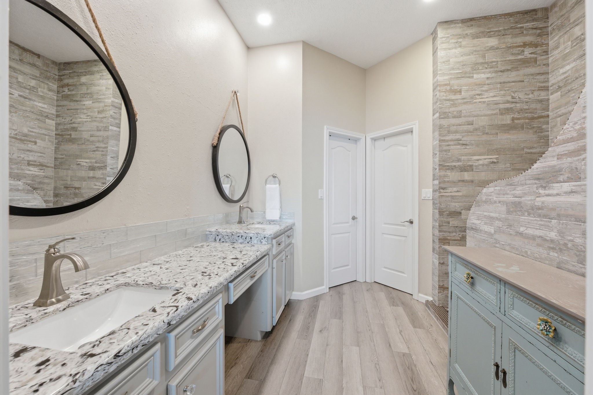 2 Regency Point Conroe, TX 77356 - Photo 20 of 44