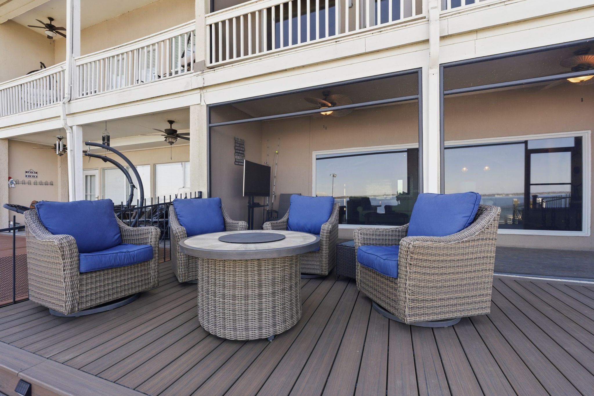 2 Regency Point Conroe, TX 77356 - Photo 32 of 44