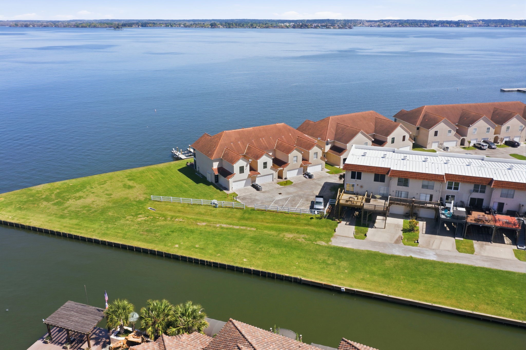 2 Regency Point Conroe, TX 77356 - Photo 38 of 44