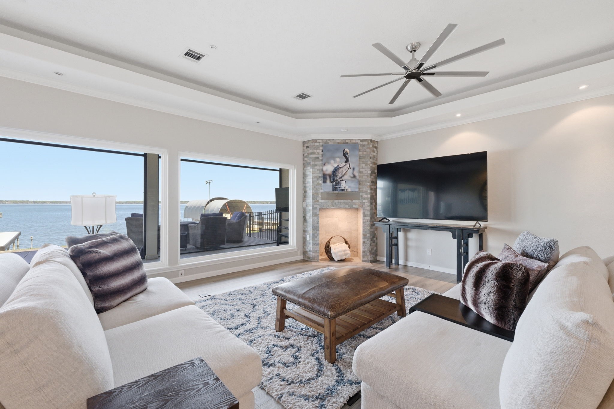 2 Regency Point Conroe, TX 77356 - Photo 8 of 44