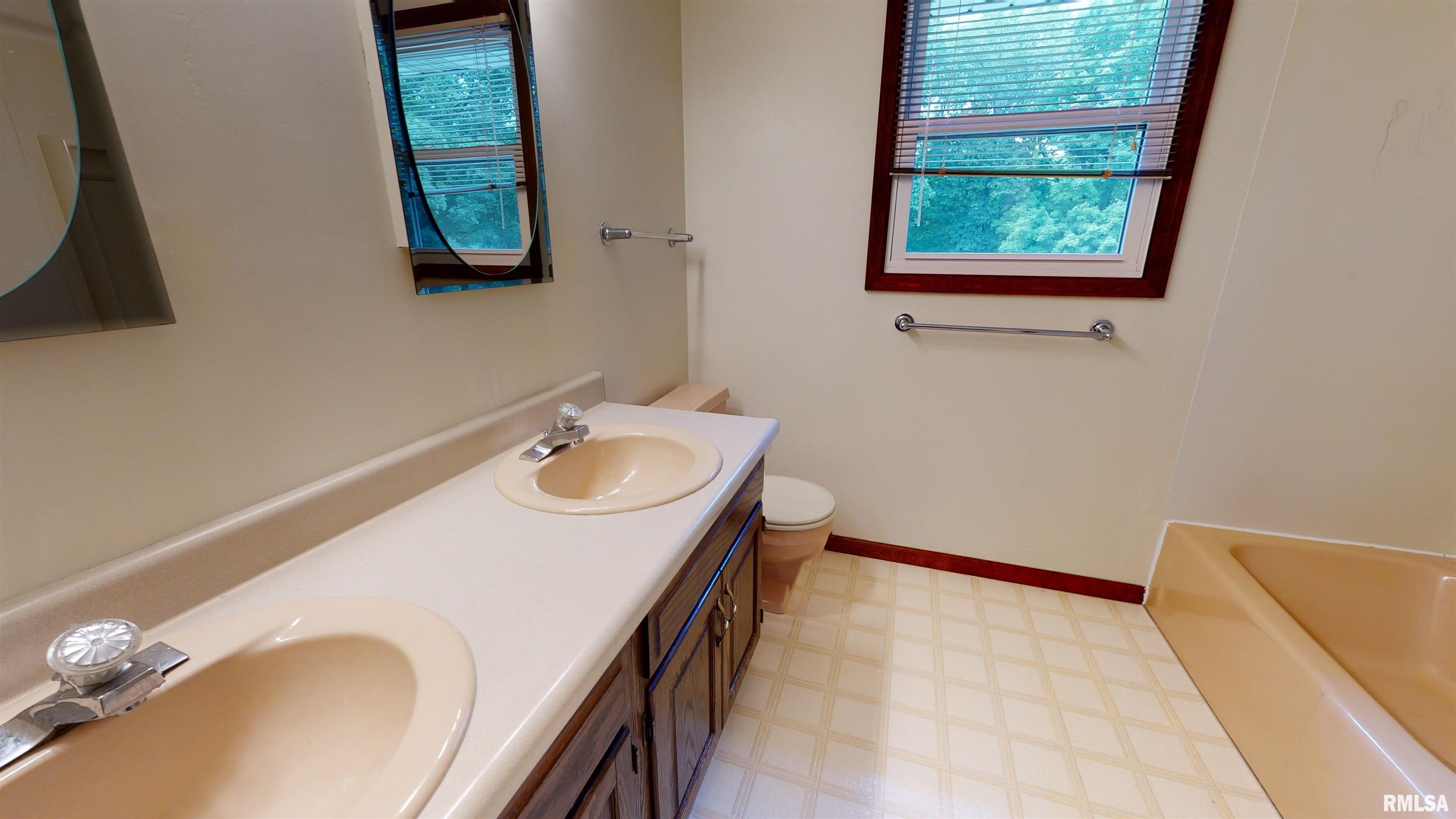 12201 North Deford Road Dunlap, IL 61525 - Photo 40 of 47 Gallery Image 40