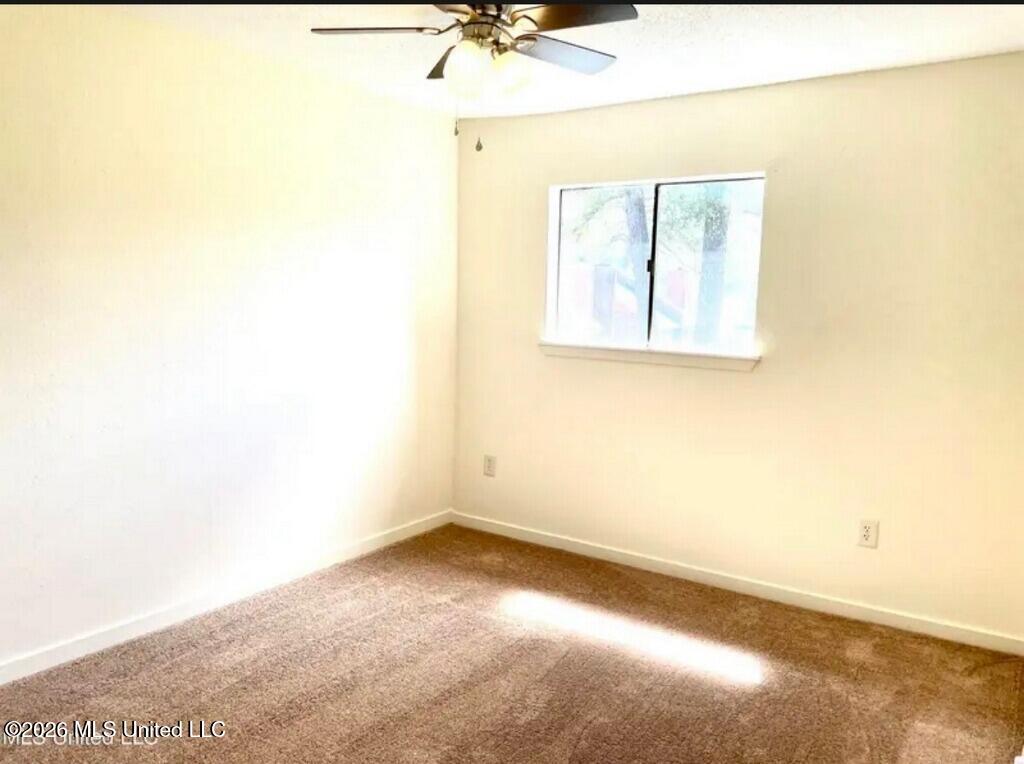 1255 East County Line Road, Unit L7 Jackson, MS 39211 - Photo 12 of 16 Another Bedroom View
