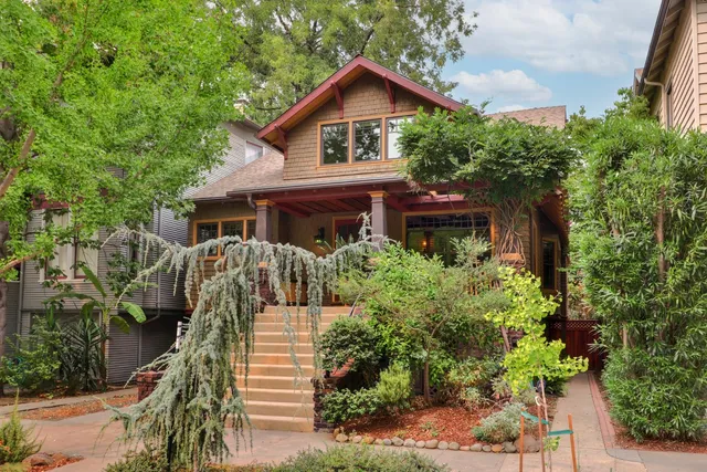 $875,000 | 1705 H Street, Sacramento, CA 95811