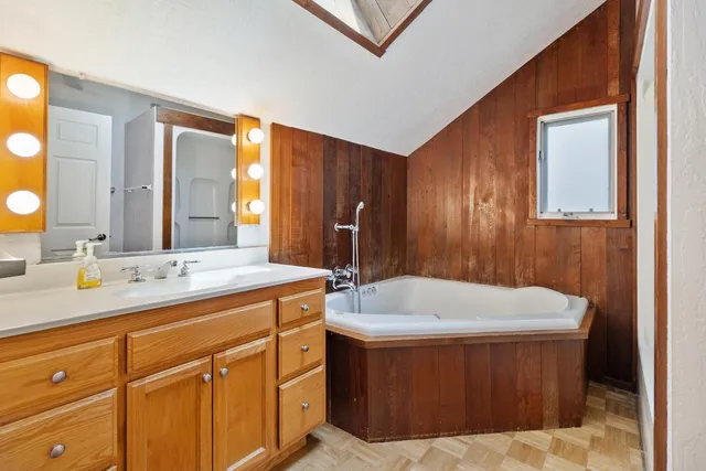 $875,000 | 1705 H Street, Sacramento, CA 95811