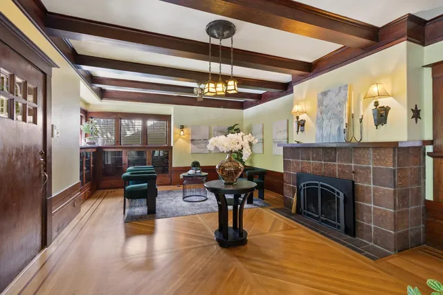 $875,000 | 1705 H Street, Sacramento, CA 95811