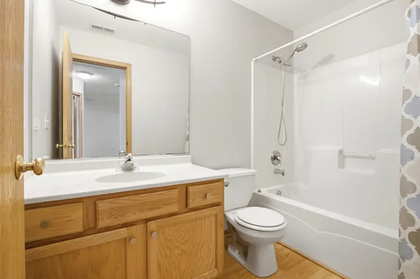 $2,750 | 3864 Pathfinder Lane, Joliet, IL 60544