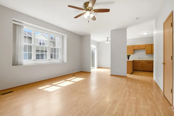 $2,750 | 3864 Pathfinder Lane, Joliet, IL 60544