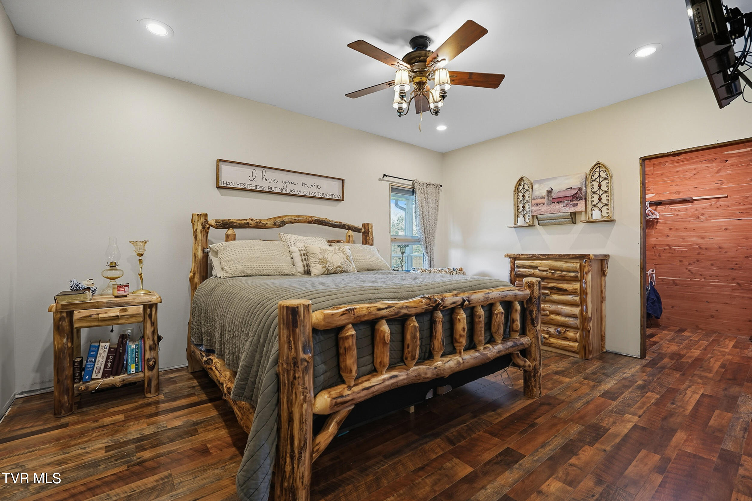 1099 Deer Run Road Mountain City, TN 37683 - Photo 24 of 51 23_dsc06924