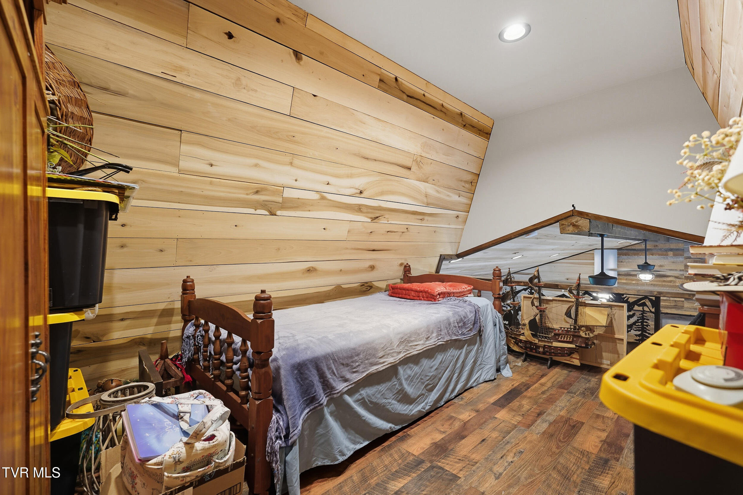 1099 Deer Run Road Mountain City, TN 37683 - Photo 34 of 51 32_dsc06951