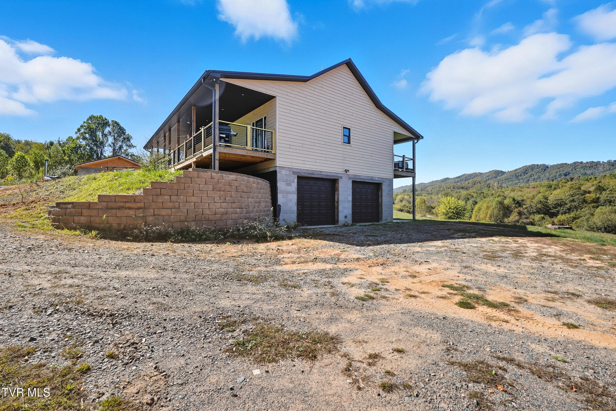 1099 Deer Run Road Mountain City, TN 37683 - Photo 43 of 51 42_dsc06984