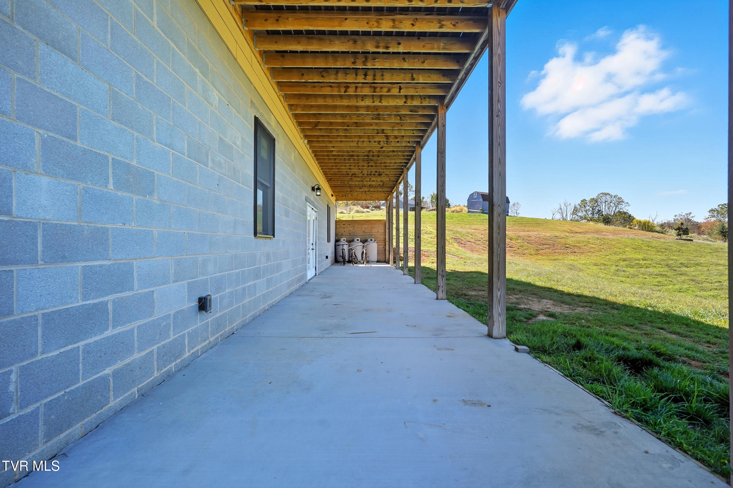 1099 Deer Run Road Mountain City, TN 37683 - Photo 45 of 51 44_dsc06993