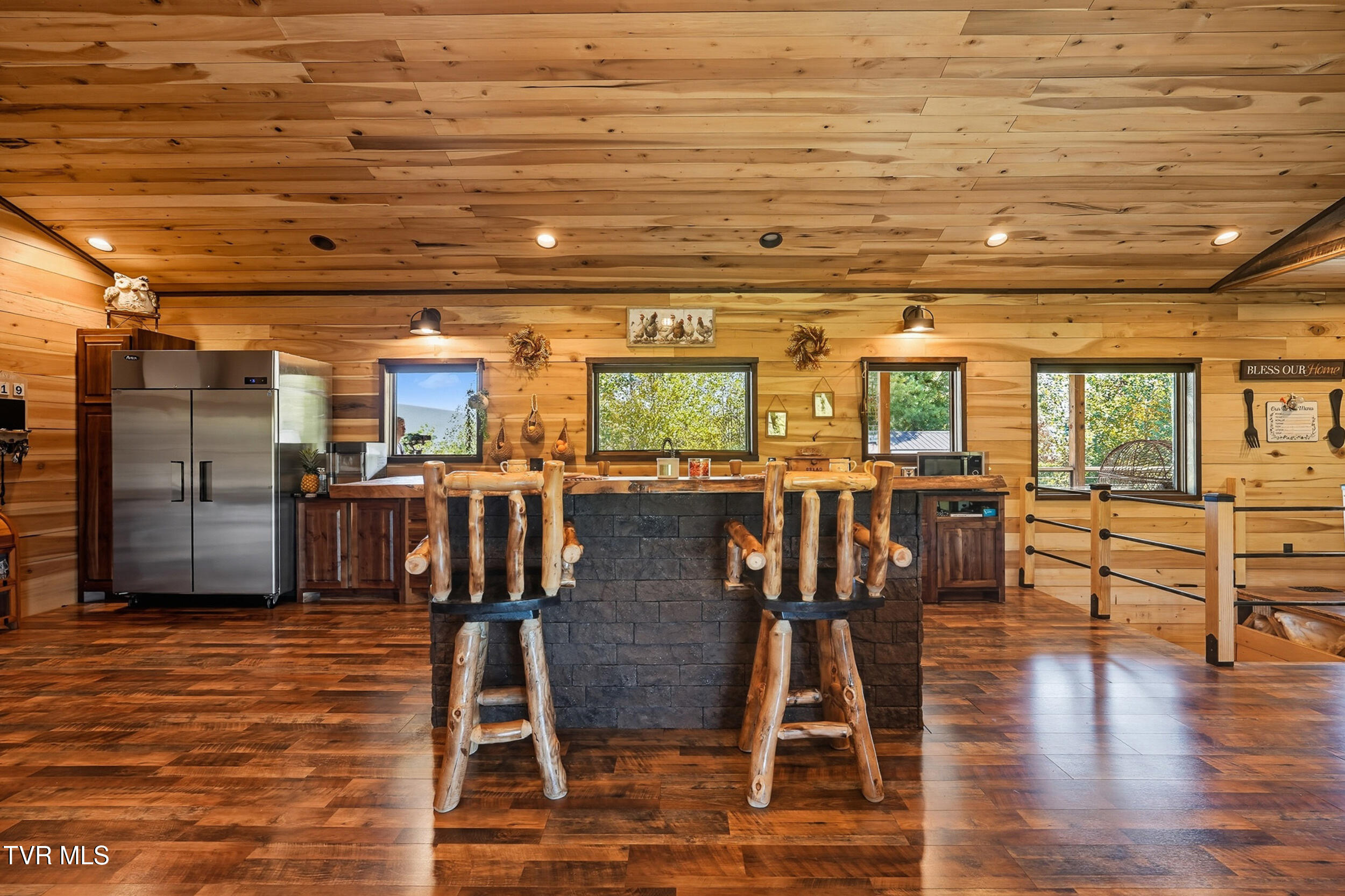 1099 Deer Run Road Mountain City, TN 37683 - Photo 10 of 51 15_dsc06894