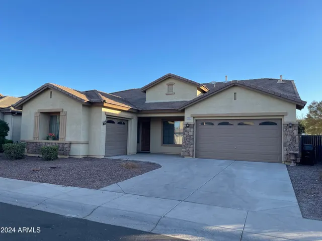$2,795 | 1967 East Glacier Place, Chandler, AZ 85249