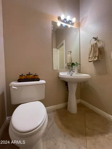 $2,795 | 1967 East Glacier Place, Chandler, AZ 85249