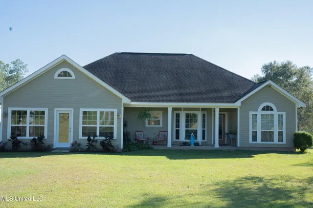 $379,000 | 2855 Firetower Road, Kiln, MS 39556