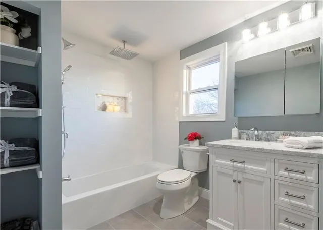 $449,999 | 11 Crane Street, Pawtucket, RI 02860