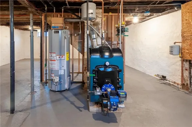 $449,999 | 11 Crane Street, Pawtucket, RI 02860