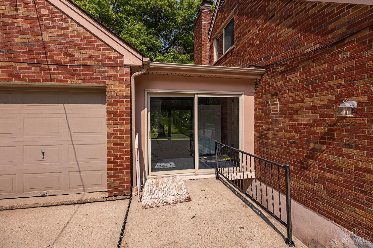 5046 Race Road Cincinnati, OH 45211 - Photo 38 of 56
