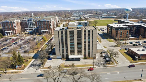 $280,000 | 141 North La Grange Road, Unit 806, La Grange, IL 60525