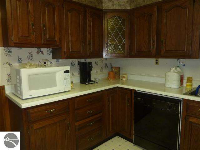 5024 Sandy Run Road Sears, MI 49679 - Photo 8 of 11 1744618-7.JPG