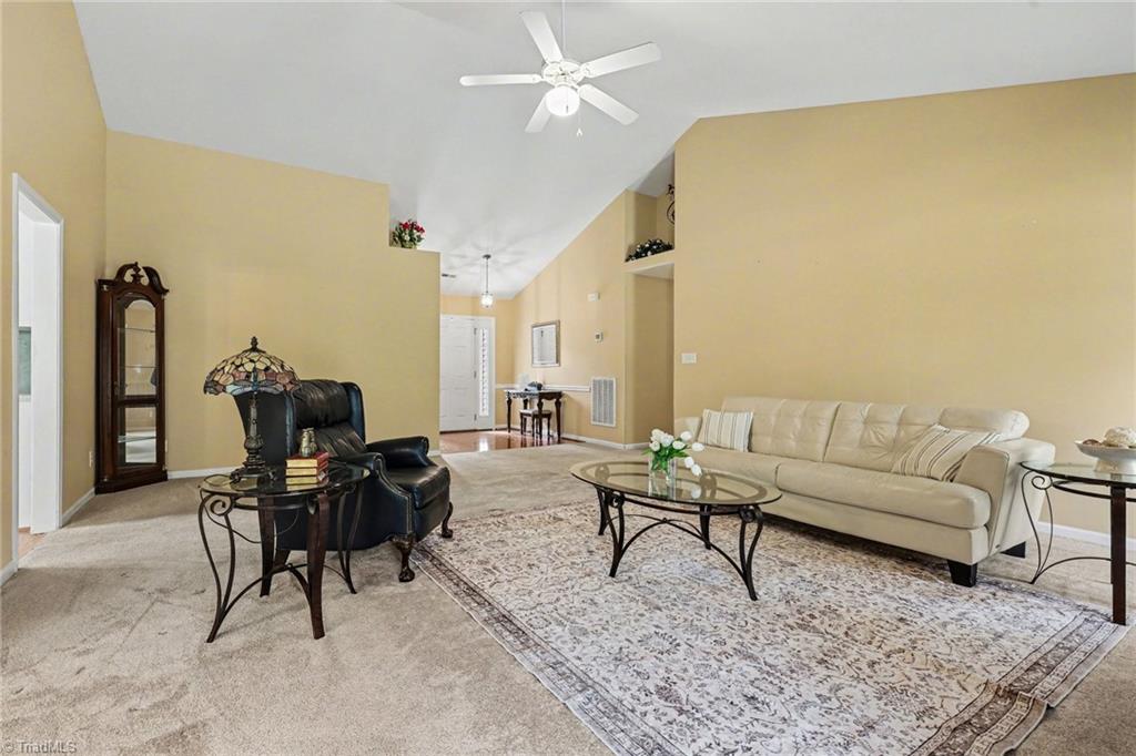 6310 Birch Pond Road Greensboro, NC 27410 - Photo 3 of 23 Great Room