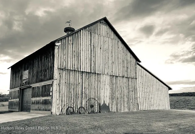 a view of an entryway with staircase