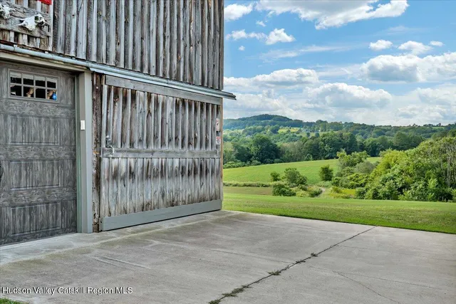 $549,900 | 356 Dillenbeck Road, Little Falls, NY 13365