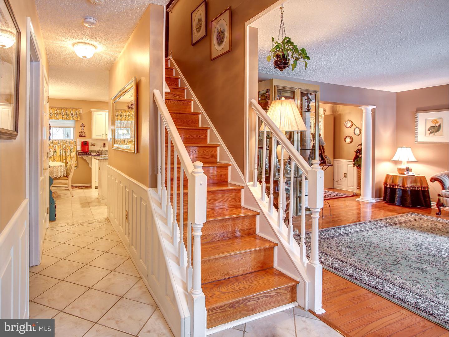 273 Front Street Atco, NJ 08004 - Photo 4 of 25 Hallway