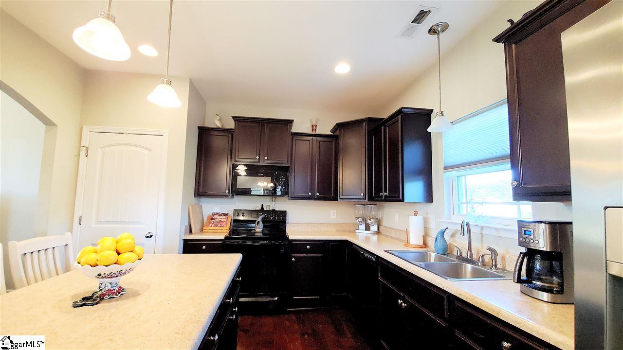 87 Lyman Lake Road Lyman, SC 29365 - Photo 6 of 30