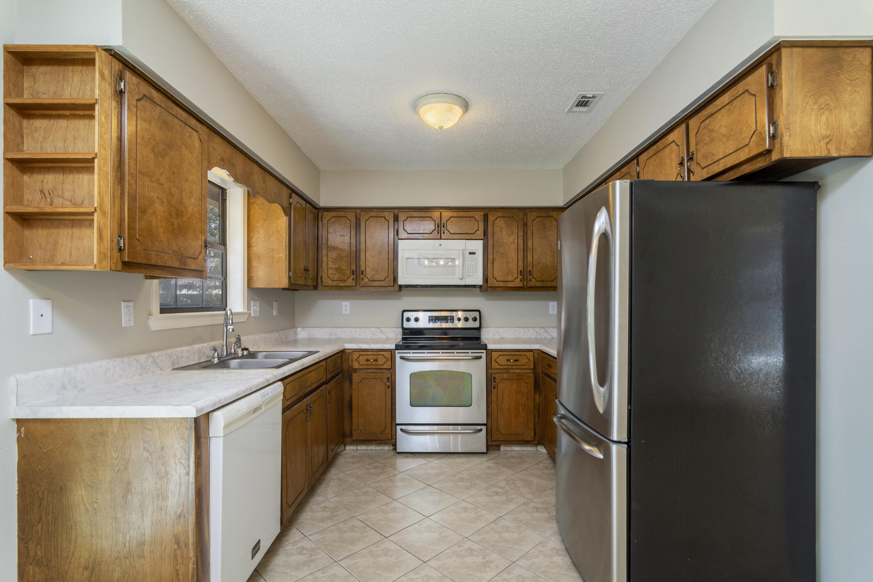 109 Cedar Point Road Crestview, FL 32539 - Photo 13 of 30 109 Cedar Point Rd-07