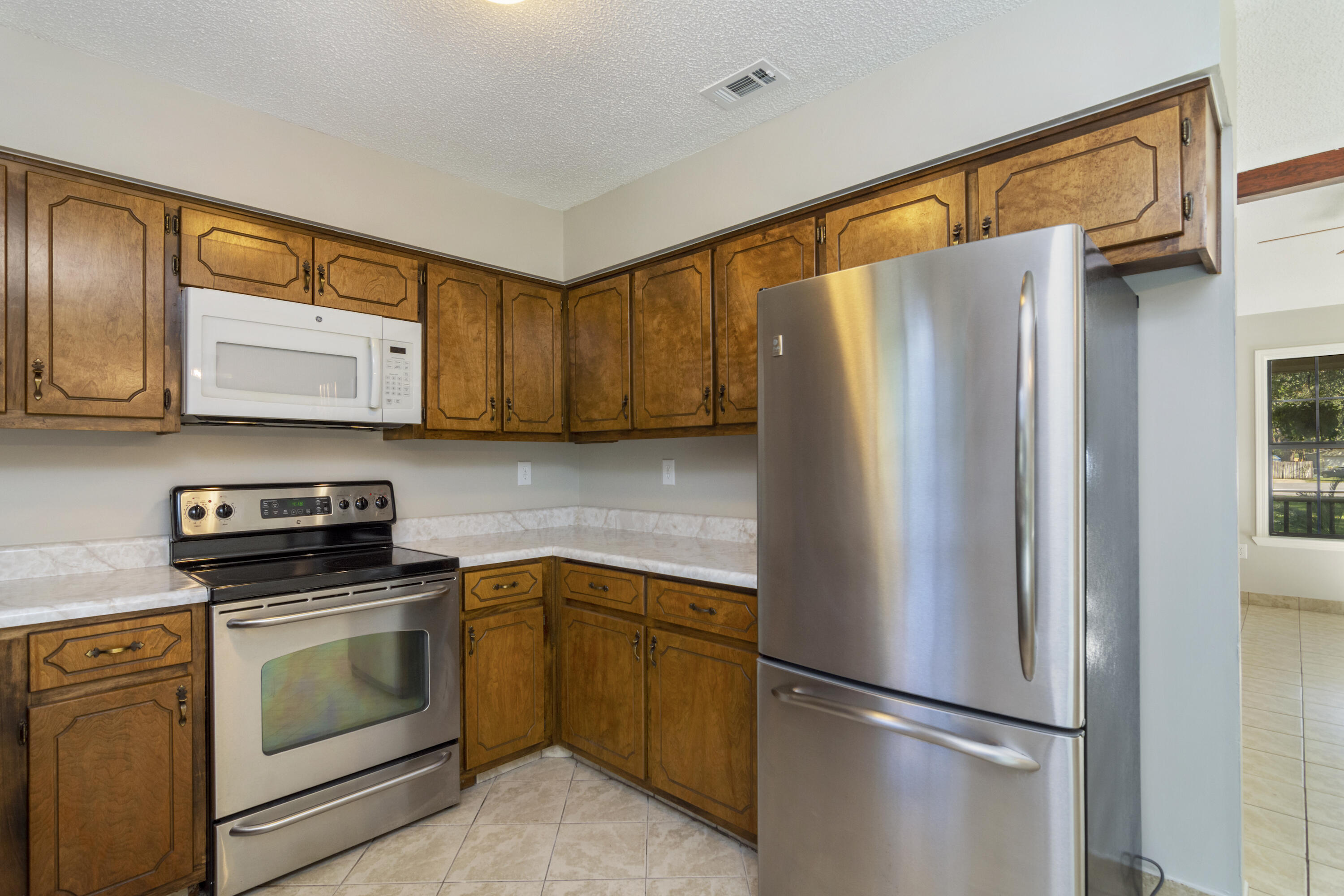 109 Cedar Point Road Crestview, FL 32539 - Photo 15 of 30 109 Cedar Point Rd-09