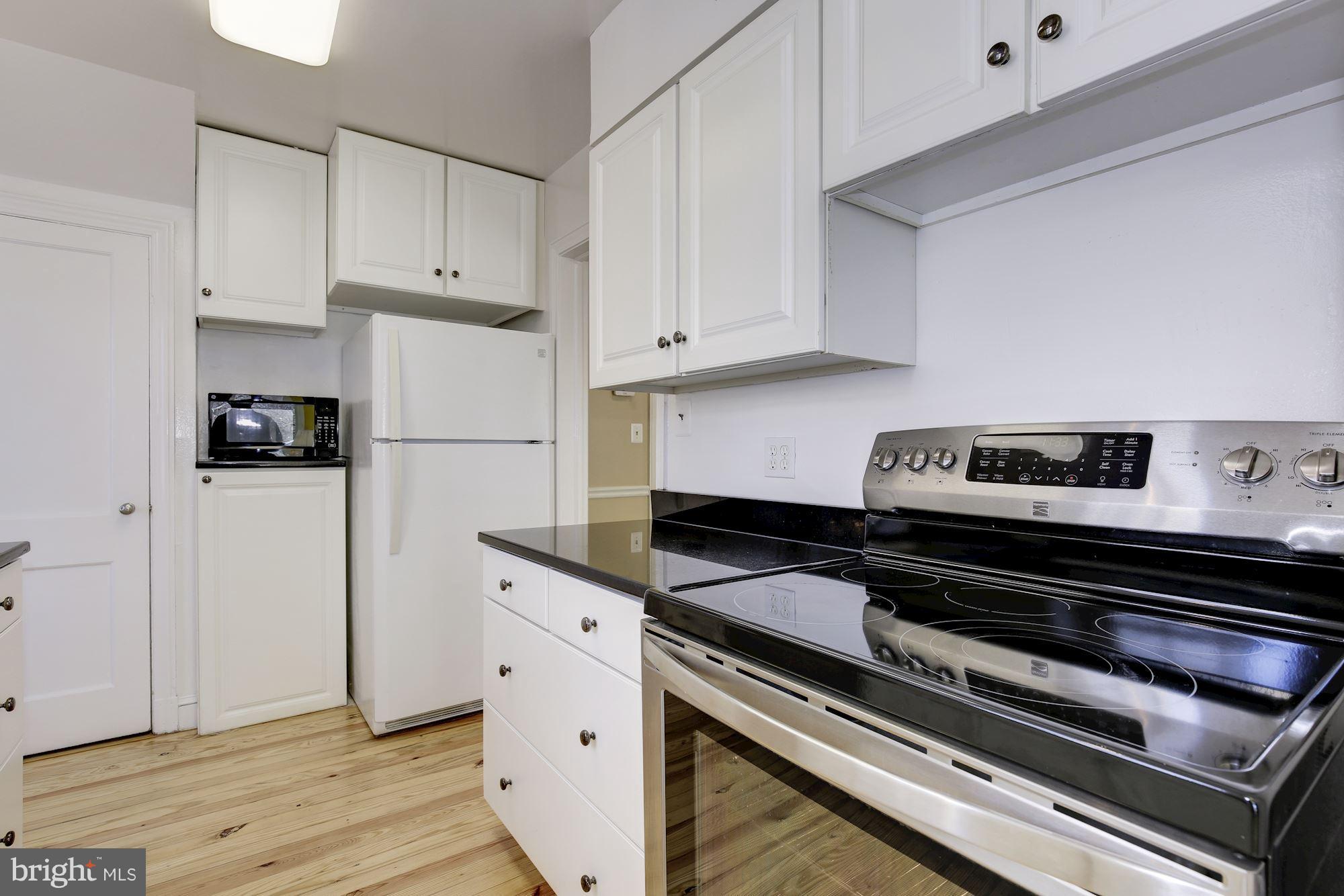 5904 Cobalt Road Bethesda, MD 20816 - Photo 13 of 30 Kitchen