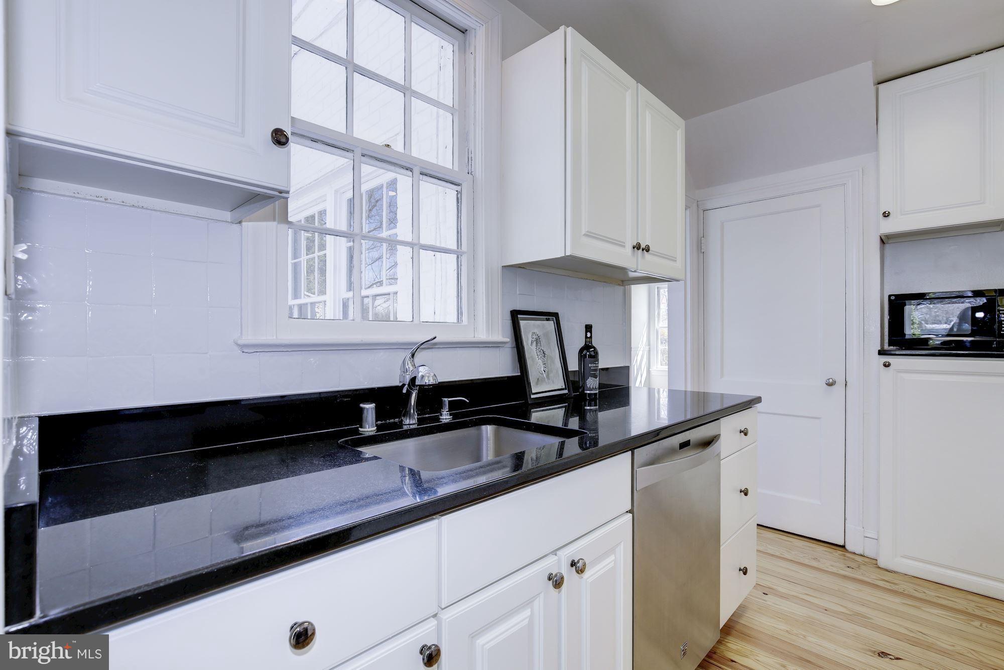 5904 Cobalt Road Bethesda, MD 20816 - Photo 15 of 30 Kitchen