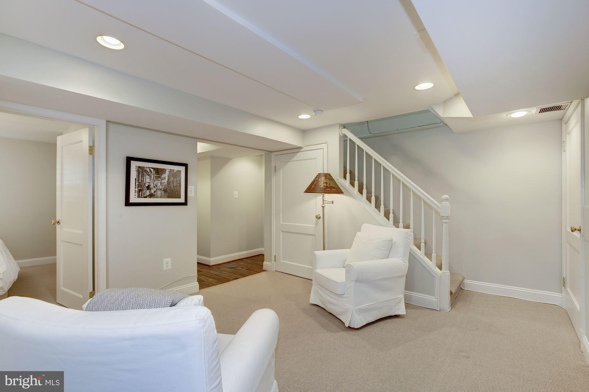 5904 Cobalt Road Bethesda, MD 20816 - Photo 25 of 30 Interior (General)